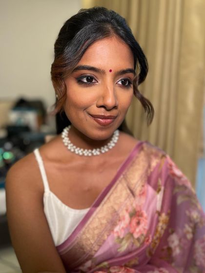 Aarya looking elegant and chic. The makeup is minimal, but the impact is significant.