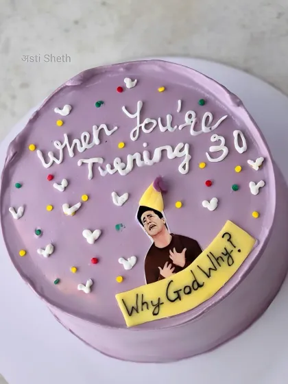 A funny cake for a 30th birthday, inspired by the TV show FRIENDS. The rustic, hand-piped design adds to its charm.