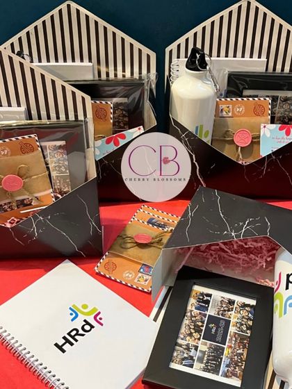 Another look at the corporate hampers we created for MDI Gurgaon. The black and white striped boxes give a professional yet stylish look to the gift set.