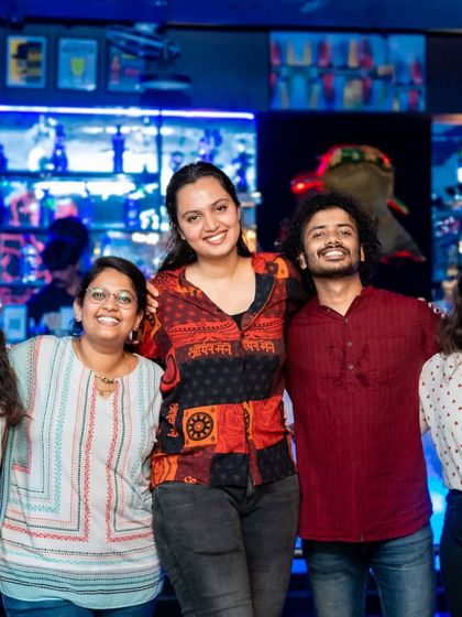 This group is full of smiles and good energy.