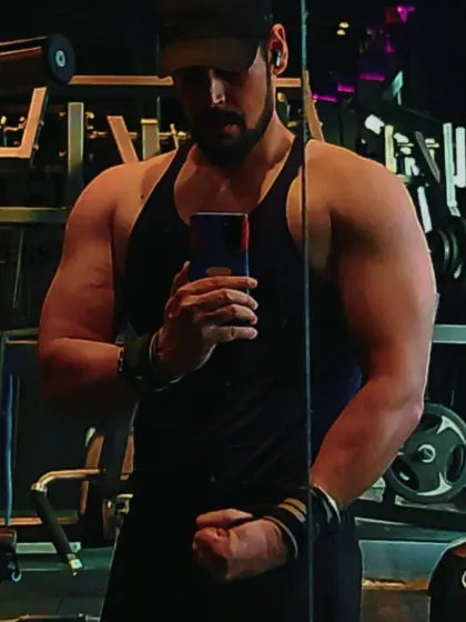 Hard days are when champions are made. This physique is built on pushing through tough workouts and staying motivated, a mindset I instill in my clients.