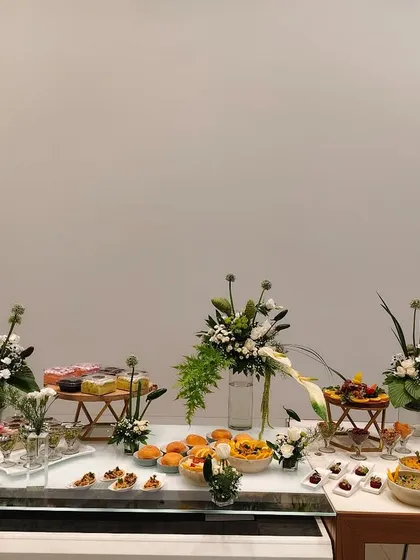 A table where food meets florals, and every detail whispers celebration. This spread was styled to please the eye and crafted to delight the palate.
