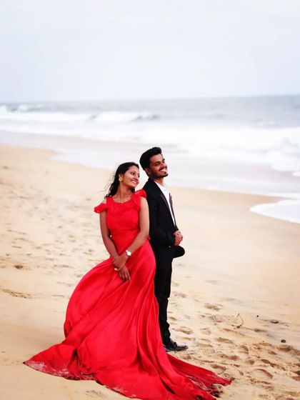 The Dress Bank - Pre-Wedding & Couple Photoshoot Outfit Rental Coordinated Couple Styles photo 22