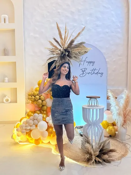 Capturing the joy of the moment with a modern and elegant boho theme.