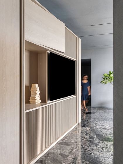 A Wedged Haus: An Interplay of Angles photo 8