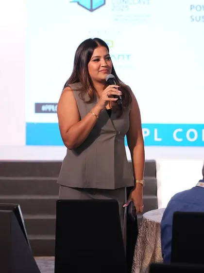 Walking through the audience at the PPL Conclave, making the session more interactive and personal.