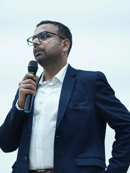 Our Partner, Saurabh Bindal, delivering a keynote address on ADR at CHRIST University. These lectures provide students with valuable insights into specialized fields like mediation and arbitration.