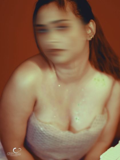 The blur effect in this shot creates a feeling of rapid movement or a memory fading in and out of focus.