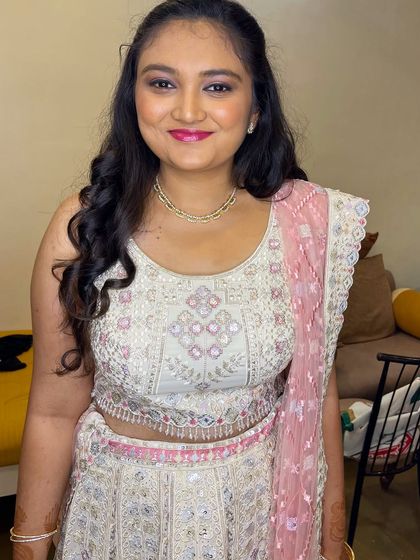 Glamorous Party & Reception Looks photo 36