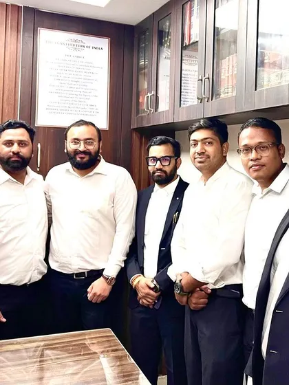 Congratulating my colleagues on their new chamber. A strong network of legal professionals provides a valuable resource pool for case research and strategy development.