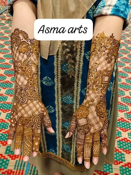 I love playing with different textures in my designs. This full-arm piece features bold rose motifs combined with intricate cross-hatch netting, or jaali work.