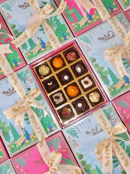 Our festive gift boxes are designed to be as beautiful as they are delicious. This "Peacock Paradise" box for Diwali is filled with an assortment of our Indian-fusion sweets like Motichoor and Pistachio truffles, making it the perfect gift for loved ones.