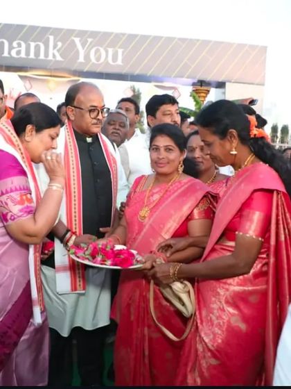 Dignitaries being welcomed at the event. We manage the entire guest experience, from the red carpet entrance to on-stage ceremonies, ensuring everything runs smoothly.