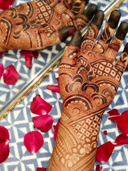 Learn Henna with Haya photo 10