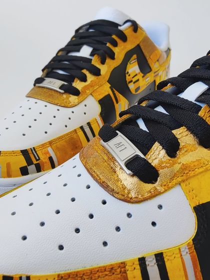 A detail shot of the golden patterns on the toe box. It was an honor to paint a shoe inspired by this legendary artwork.
