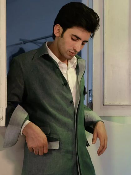 This jacket becomes a trusted companion for both urban escapades and wild explorations, showcasing its versatility.