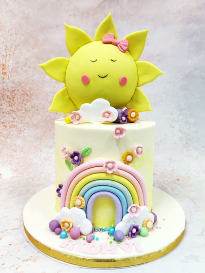 Liliyum Patisserie - Themed Cakes Rainbows, Unicorns & Magical Skies photo 8