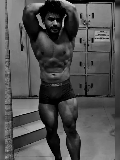 Train, eat, sleep, repeat. This is the simple but effective formula for building an aesthetic and powerful physique.