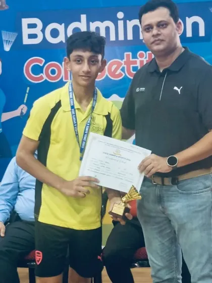 Our trainee Zehn Masani receiving his Bronze Medal at the 8th CISE Zonal Games & Sports Championship in Thane.