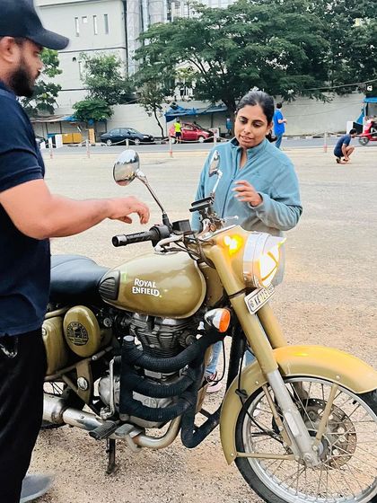 A detailed explanation of the bike's controls. We make sure our students are not just riders, but also knowledgeable operators of their machines.