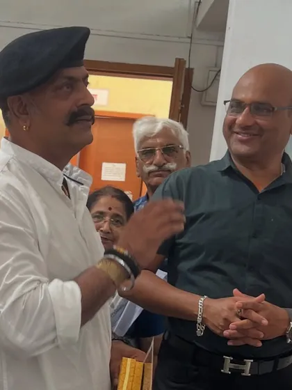In conversation with actor Shri Ajay Purkar at the Maharashtra Times painting exhibition.