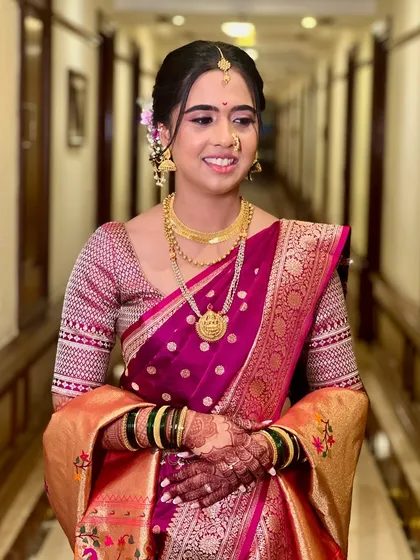 Another beautiful shot of Ramaa, ready for her vidhi ceremony.