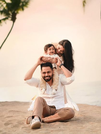 Outdoor Adventures: Candid Family Fun photo 6