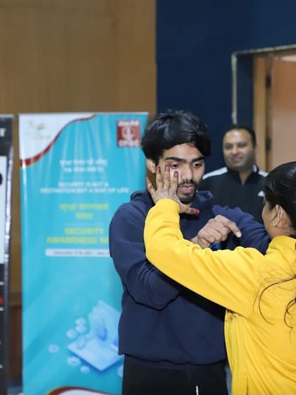 Real-World Defense: Simple Moves for the Street photo 11