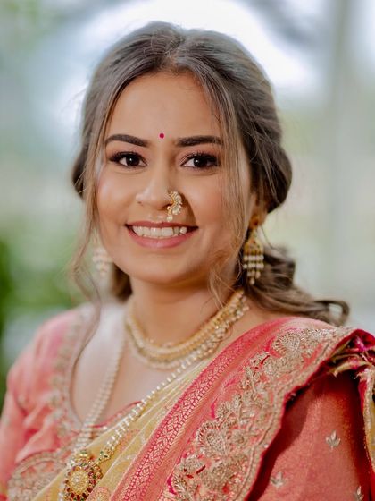 Elegant Maharashtrian Brides photo 8