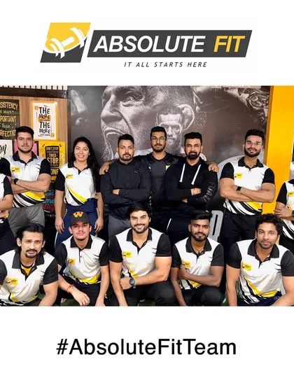 Our team, ready to guide you. We are constantly updated on the latest trends in health and fitness to provide you with the most effective training programs available.
