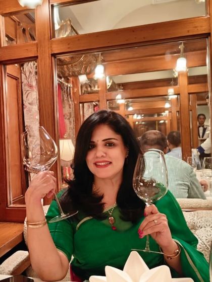 Raising a toast to us! A Chanderi saree can be styled for a formal dinner, offering both elegance and comfort for a relaxed and memorable evening.