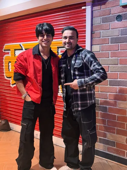 Such an honor to learn from and get a picture with Aadil Khan. His workshops are always full of energy and incredible choreography.