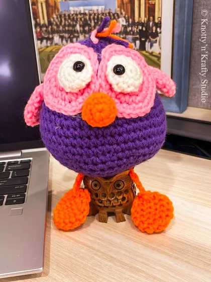 One of my Silly Bird owls has found a job as the 'Manager of Silliness' in a client's office. It makes me so happy to see my creations bringing a little bit of joy to everyday spaces.
