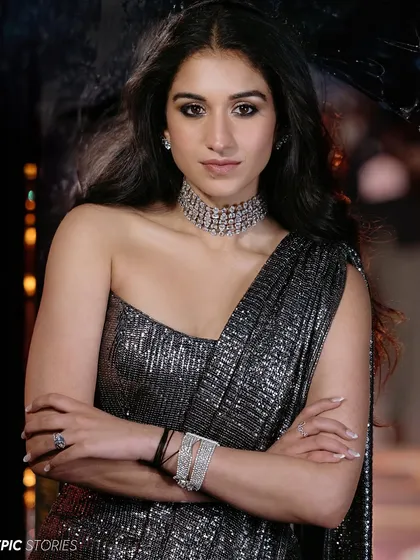 A powerful and elegant portrait of Radhika Merchant. Her confident gaze and the stunning Manish Malhotra outfit came together to create a look that was both modern and timelessly glamorous.