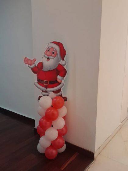 Custom Backdrops, Entrances & Props photo 13