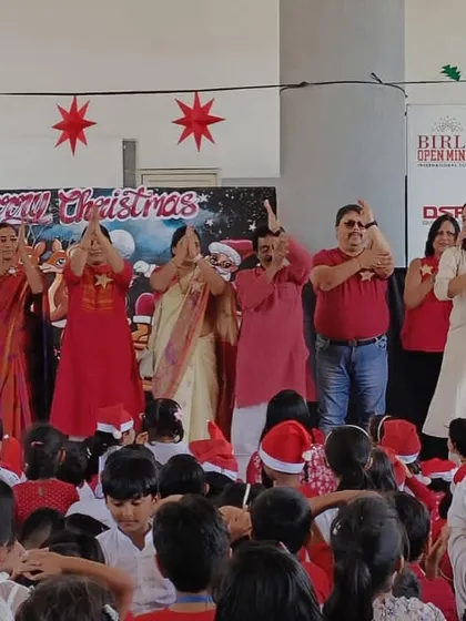 More moments from my travels to schools across the country, each one a unique and joyful experience. From interactive workshops to large assembly performances, I tailor each session to the school's needs.