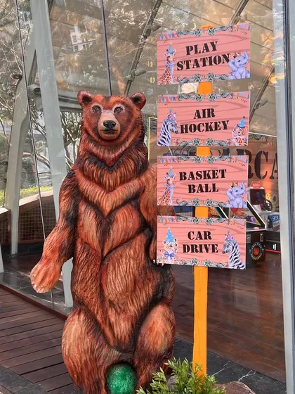 We designed dedicated activity zones and play areas, including a ball pit, slides, a mini train, and art stations, ensuring hours of entertainment for the children.