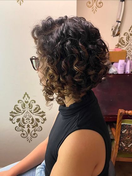 Rohit - Haircuts Custom Hair Color photo 37