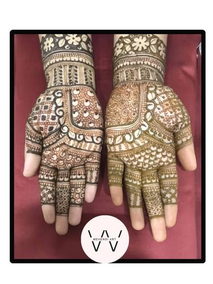 An intricate design for a bridesmaid, with a mix of patterns.